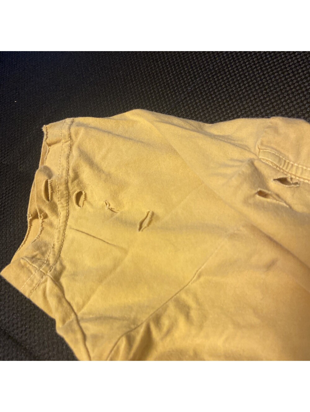 Goodie Two Sleeves Woodstock ‘69 T shirt distressed Size S Yellow - Picture 3 of 9